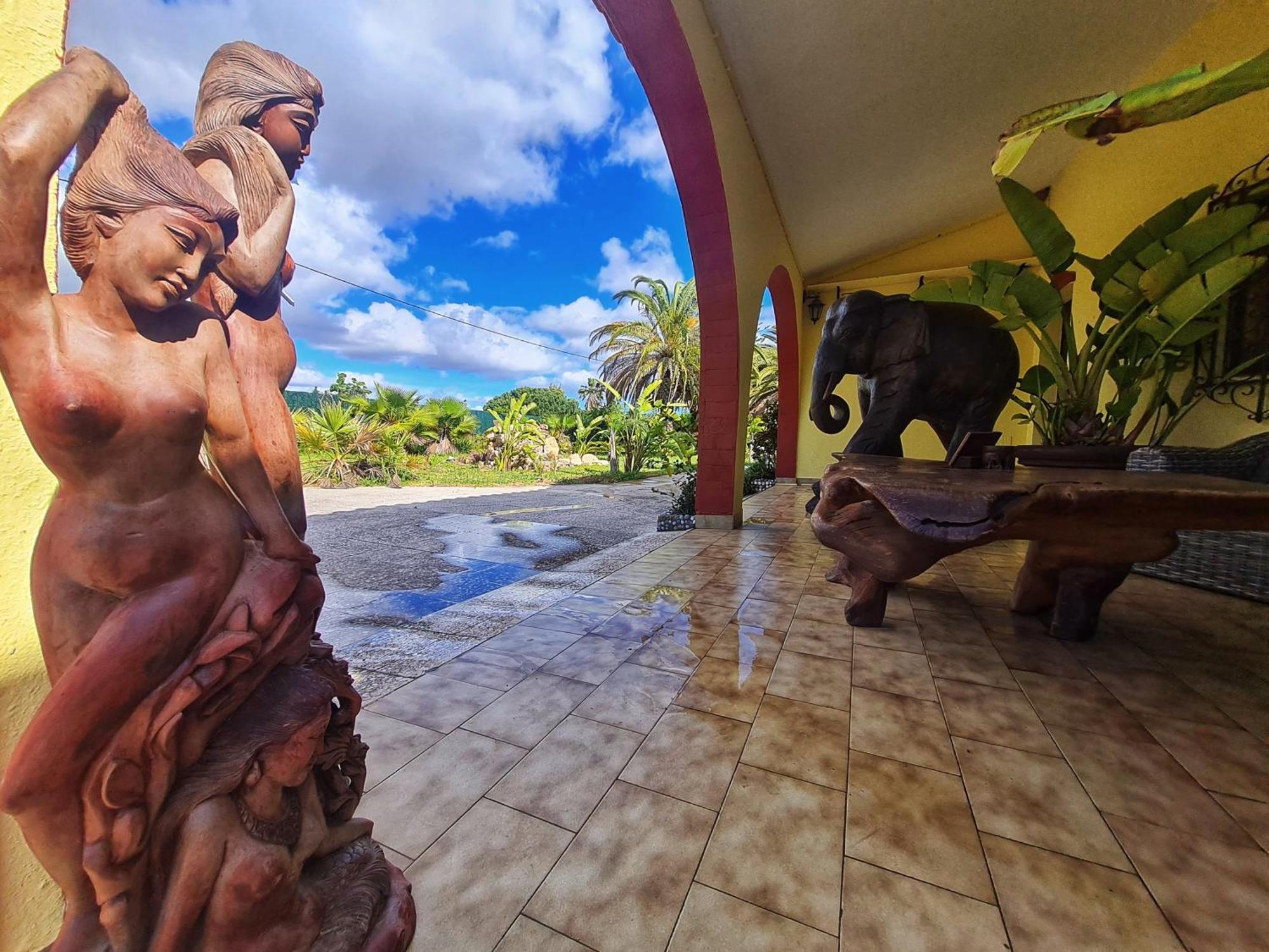 Villa Paraiso - Naturism Optional Adults Only Поршеш Стая снимка